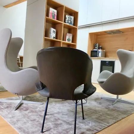 Stylish Duplex City Historical Area *